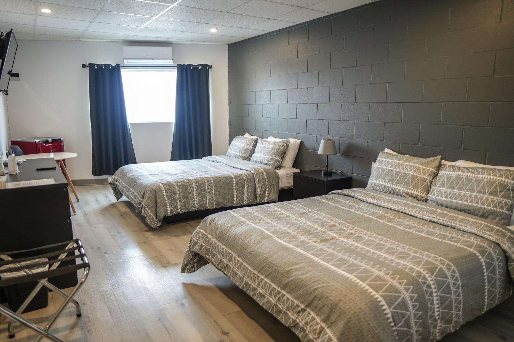 Hotel St-Alexis Saint-Raymond Exteriér fotografie