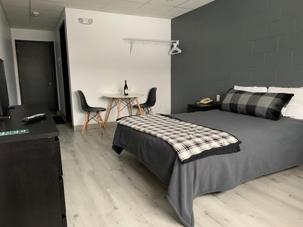 Hotel St-Alexis Saint-Raymond Exteriér fotografie